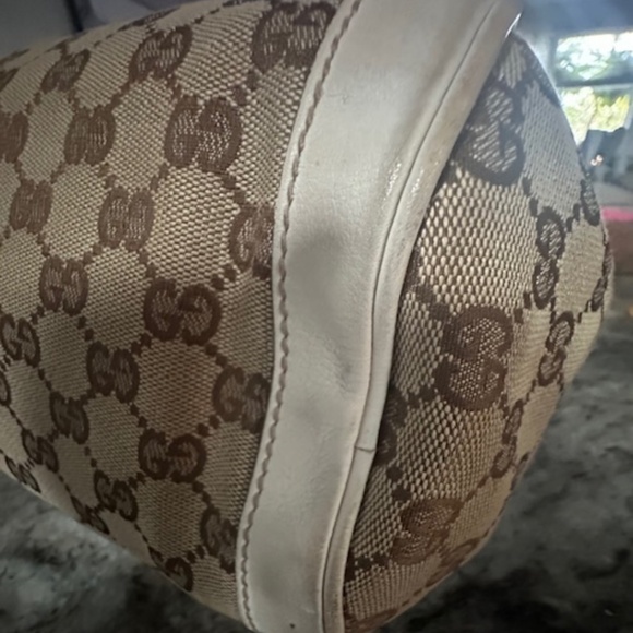 Adorable Vintage Small Flower Gucci Double Handle Bag! - Picture 6 of 16